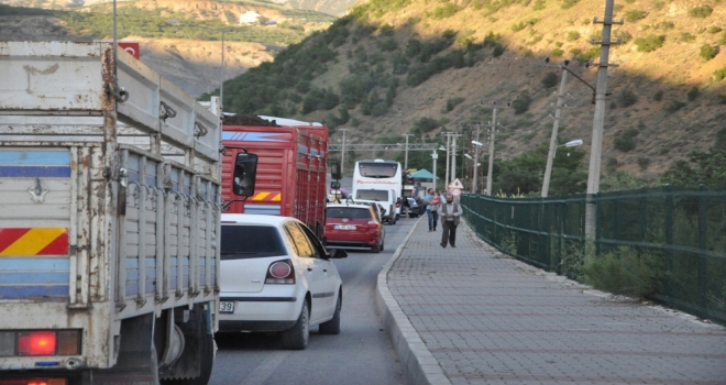 Tunceli-Erzincan Karayolu Yeniden Ulaşıma Kapatıldı