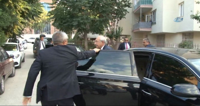 Kılıçdaroğlundan Taziye Ziyareti