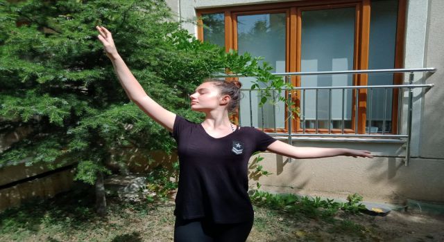 Halk Oyunları Yarışması'nda Ataşehir'in gururu oldular