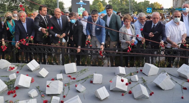 Srebrenitsa Soykırımı’nda Hayatını Kaybedenler Kartal’da Anıldı