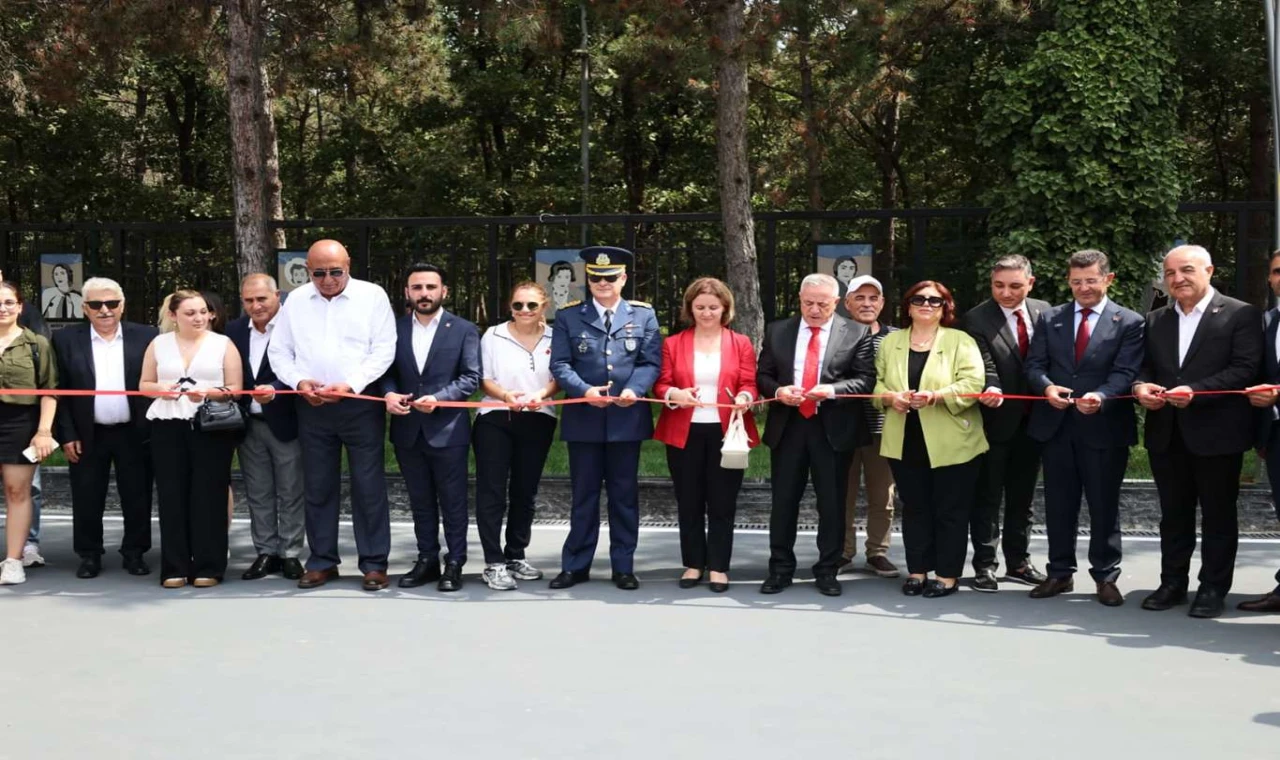 Çekmeköy’de Kadınlara Özel Rölyef Sergisi