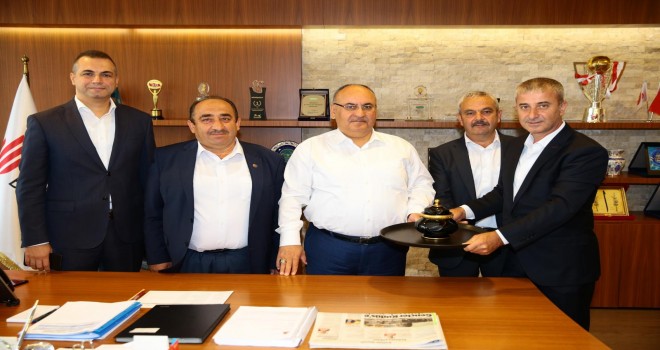 Başkan Hasan Can Elmalıkent, Dumlupınar ve Topağacı Muhtarlarını Ağırladı