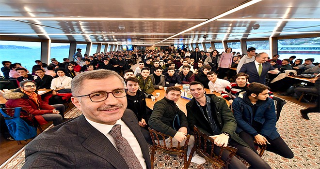 Haydarpaşa Mesleki Ve Teknik Anadolu Lisesi Valide Sultan  Gemisi'nde