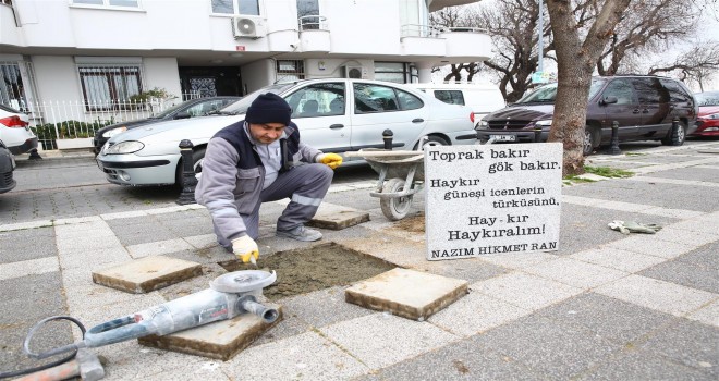 Şiir Sokakta Nazım Hikmet Her Yerde