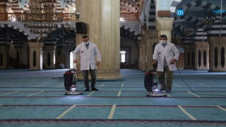 MALTEPE’DEKİ CAMİLER DEZENFEKTE EDİLDİ