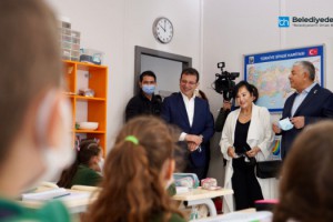 ‘SULTAN’DAN İMAMOĞLU’NA ‘OKUL’ TEŞEKKÜRÜ