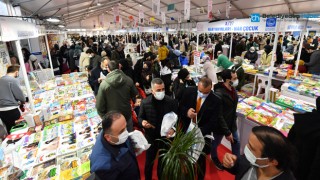 450 YAZARIN OKURLARLA BULUŞACAĞI 7. ÜSKÜDAR KİTAP FUARI’NA BÜYÜK İLGİ