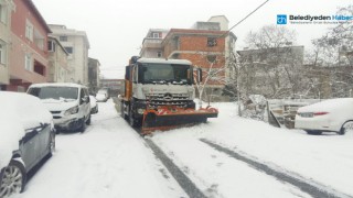 ÜMRANİYE BELEDİYESİ'NİN KARLA MÜCADELESİ DEVAM EDİYOR