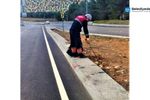 Sahada Hem Denetim Hem Temizlik Ekipleri Görev Başında