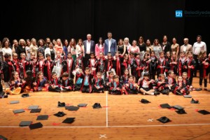 KARTAL BELEDİYESİ KREŞ ÖĞRENCİLERİNİN MEZUNİYET HEYECANI