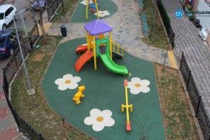 KARTAL CANLANIYOR, YENİLENEN PARKLARDA VATANDAŞLAR NEFES ALIYOR