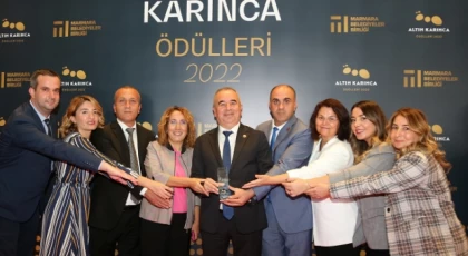 Ataşehir, ’Farklı Mahalle’ Projesiyle Altın Karınca’da Ödülü Kaptı!