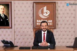 Abdullah Özdemi̇r, Depremde Çökme Ri̇ski̇ Taşiyan Üst Geçi̇tler İçi̇n İbb’yi̇ Uyardi