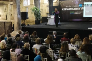 Büyükçekmece'den kadınlara jest