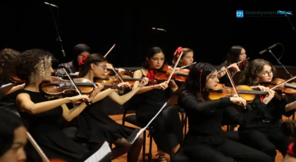 Kartal Belediyesi Gençlik Senfoni Orkestrası’ndan Cumhuriyet’in 100. Yılında Muhteşem Konser