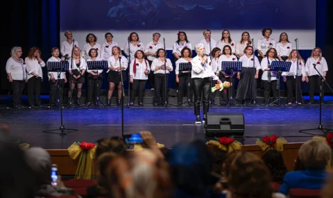 Ataşehir’de Anneler Günü Anlamlı Kutlamayla Geçti