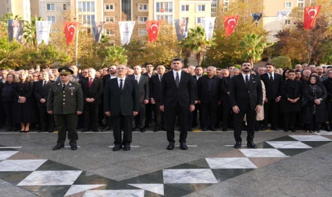 Ataşehir’de Ulu Önder Atatürk’e Saygı Dolu Anlar